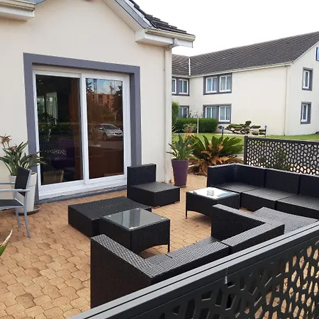 The Originals City, La Terrasse, Nord 3* Tours