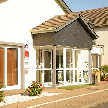 The Originals City, La Terrasse, Nord 호텔 투르