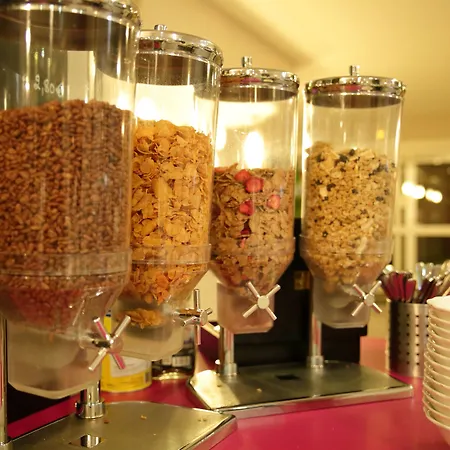 The Originals City, La Terrasse, Nord