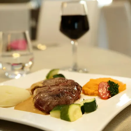 호텔 The Originals City, La Terrasse, Nord