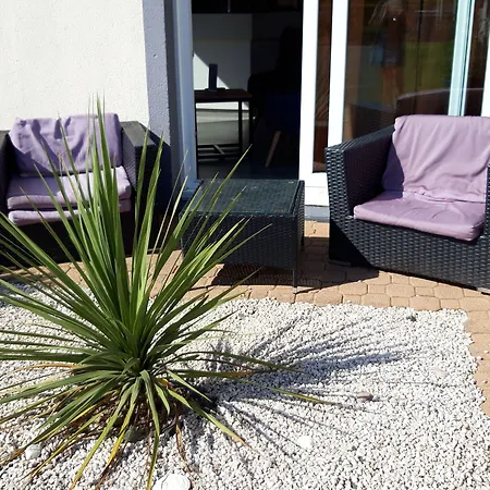 Hotel The Originals City, La Terrasse, Nord