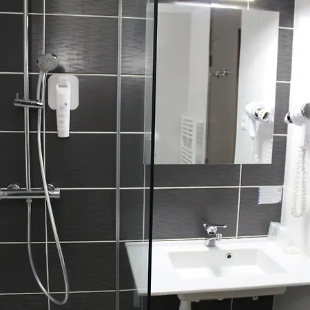 The Originals City, La Terrasse, Nord Hotel