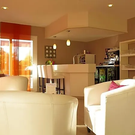 Hotel The Originals City, La Terrasse, Nord 3*
