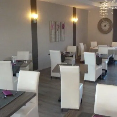 酒店 The Originals City, La Terrasse, Nord