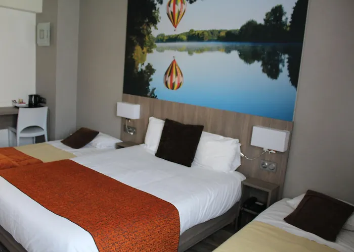 Hotel The Originals City, La Terrasse, Nord Tours