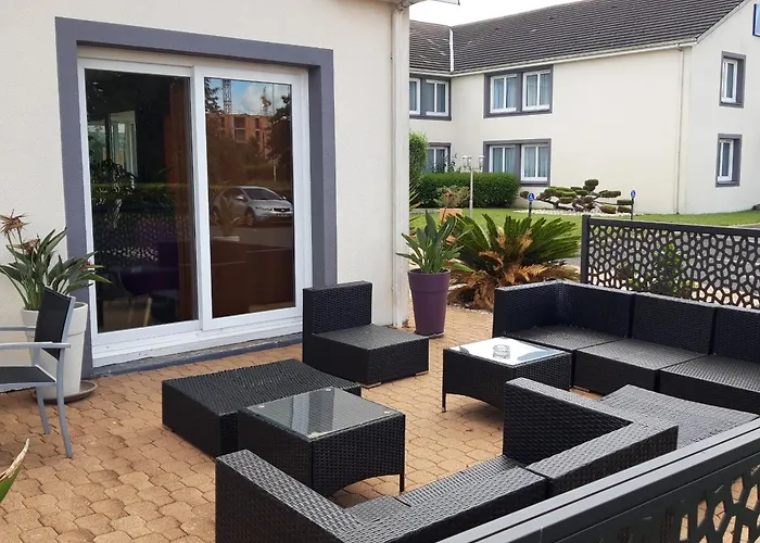 The Originals City, La Terrasse, Nord 3* טור