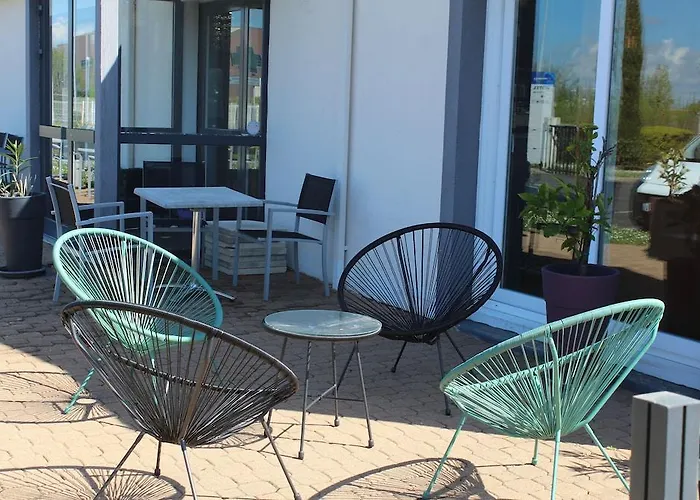 The Originals City, La Terrasse, Nord