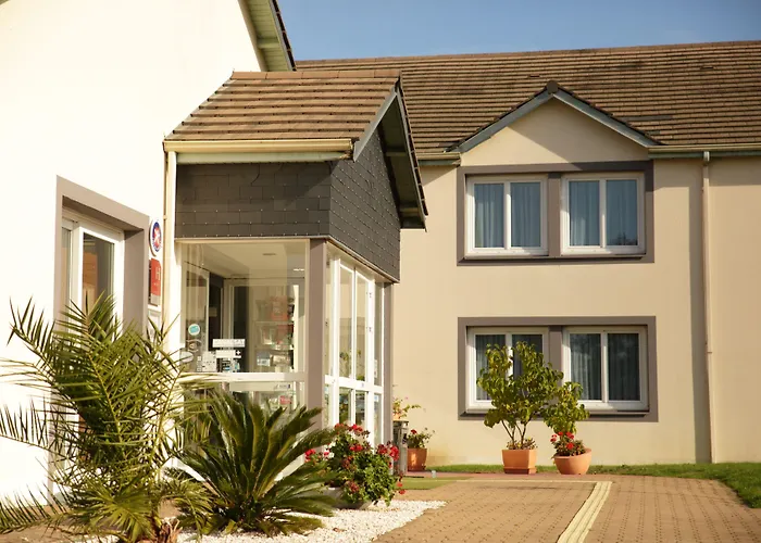 The Originals City, La Terrasse, Nord 3* Tours