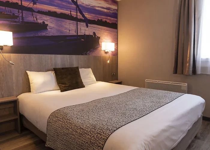 Hotel The Originals City, La Terrasse, Nord 3*