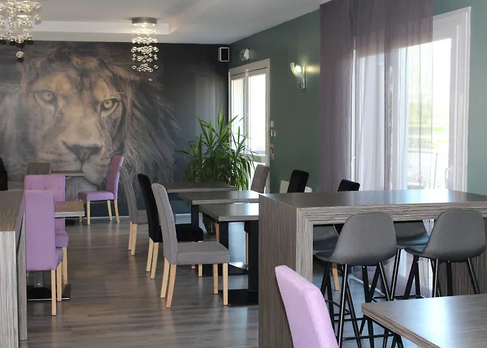 The Originals City, La Terrasse, Nord 酒店 3*