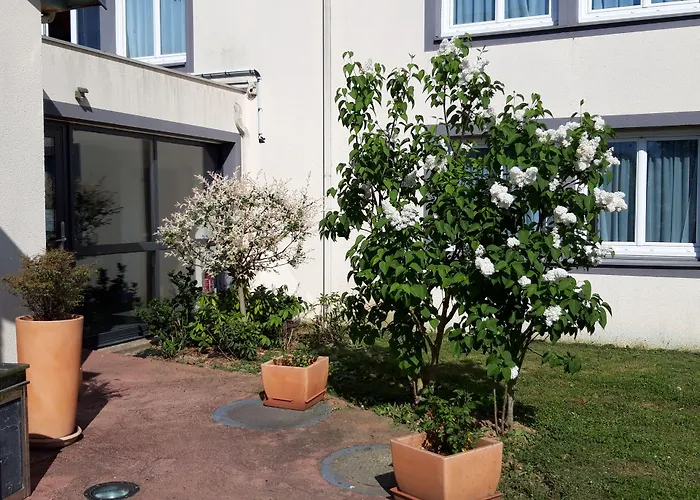 Hotel The Originals City, La Terrasse, Nord Tours