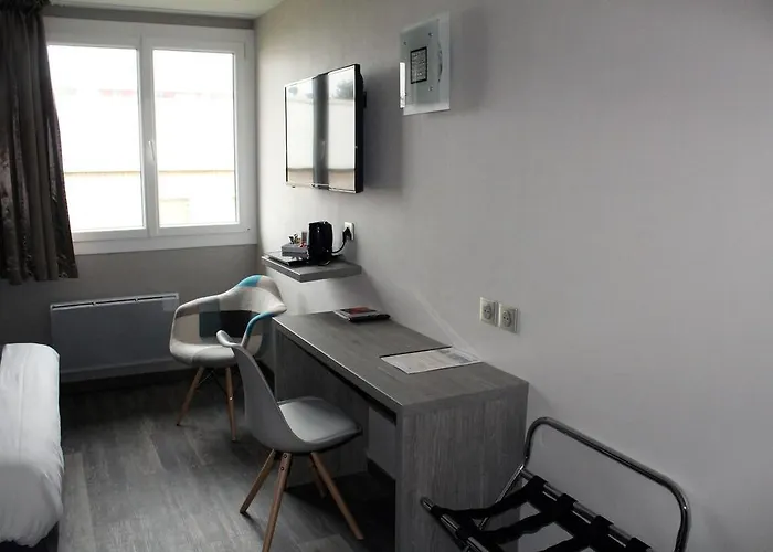 Hotel The Originals City, La Terrasse, Nord Tours