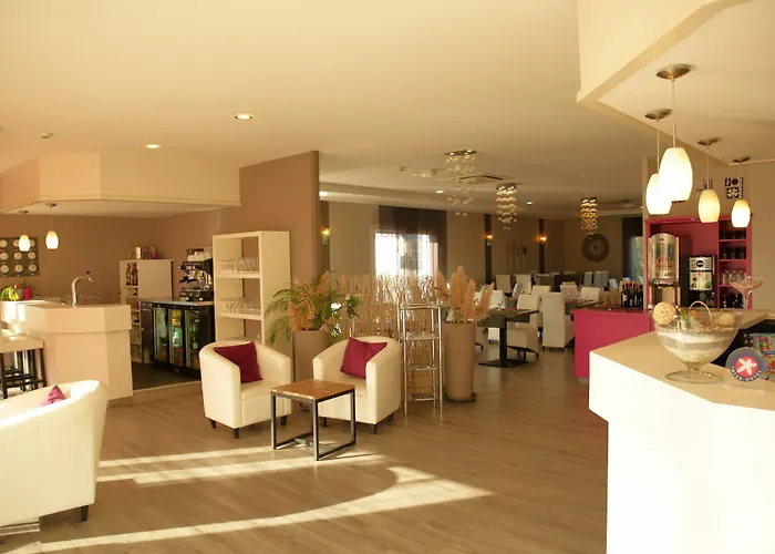 酒店 The Originals City, La Terrasse, Nord